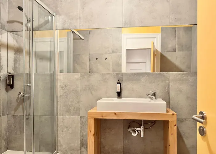 上城区友好丘陵旅馆 * Lisboa