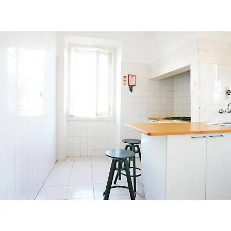 בית הארחה Friendly Hills Bairro Alto ליסבון