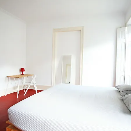 Friendly Hills Bairro Alto בית הארחה ליסבון